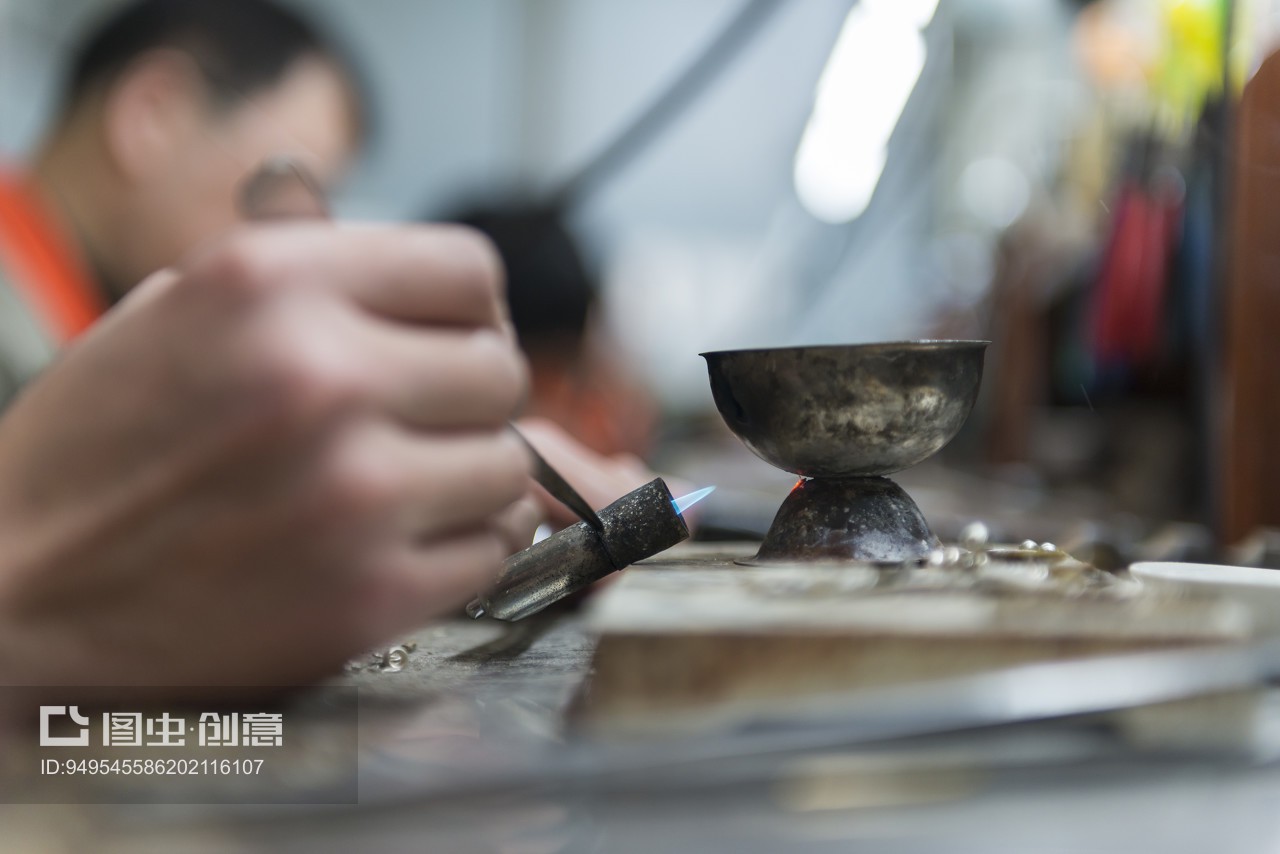 黃金首飾加工 從原材料到精美珠寶的藝術之旅